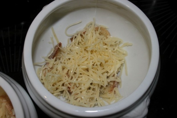 Французский суп с карамельным луком (французский, карамельный, карамельным луком, белое вино) французский