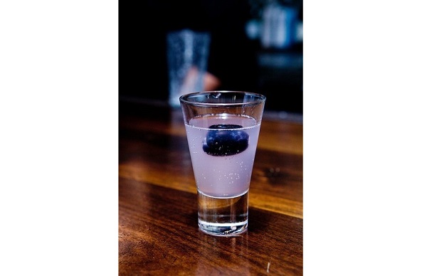 Коктейль «Глаз ведьмы» (коктейль, глаз, ведьма, «Глаз ведьмы») коктейль