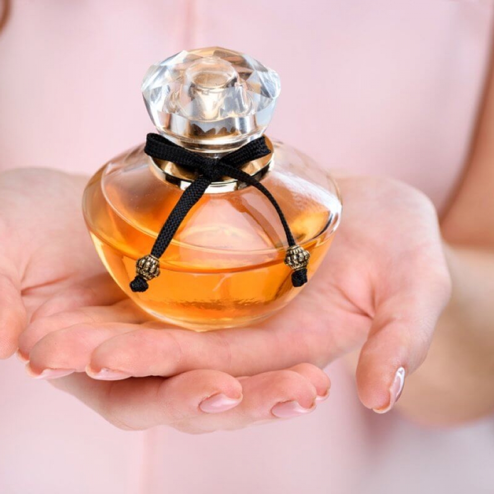 Новинки нишевой парфюмерии: какие ароматы сейчас на пике популярности?