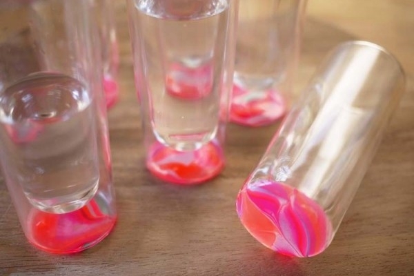 Декорирование стакана лаком для ногтей (декорирование, стакан, ноготь, Декорирование стакана, Декорирование стакана лаком) Декорирование стакана